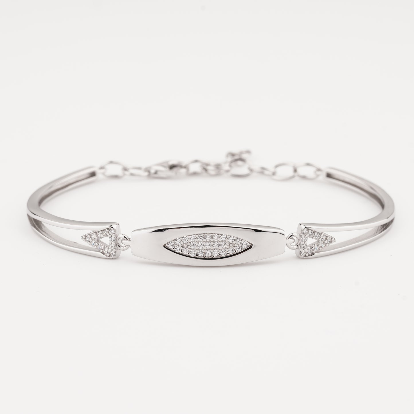 925 Sterling Silver Eye Shape Adjustable Ladies Kada Bracelet