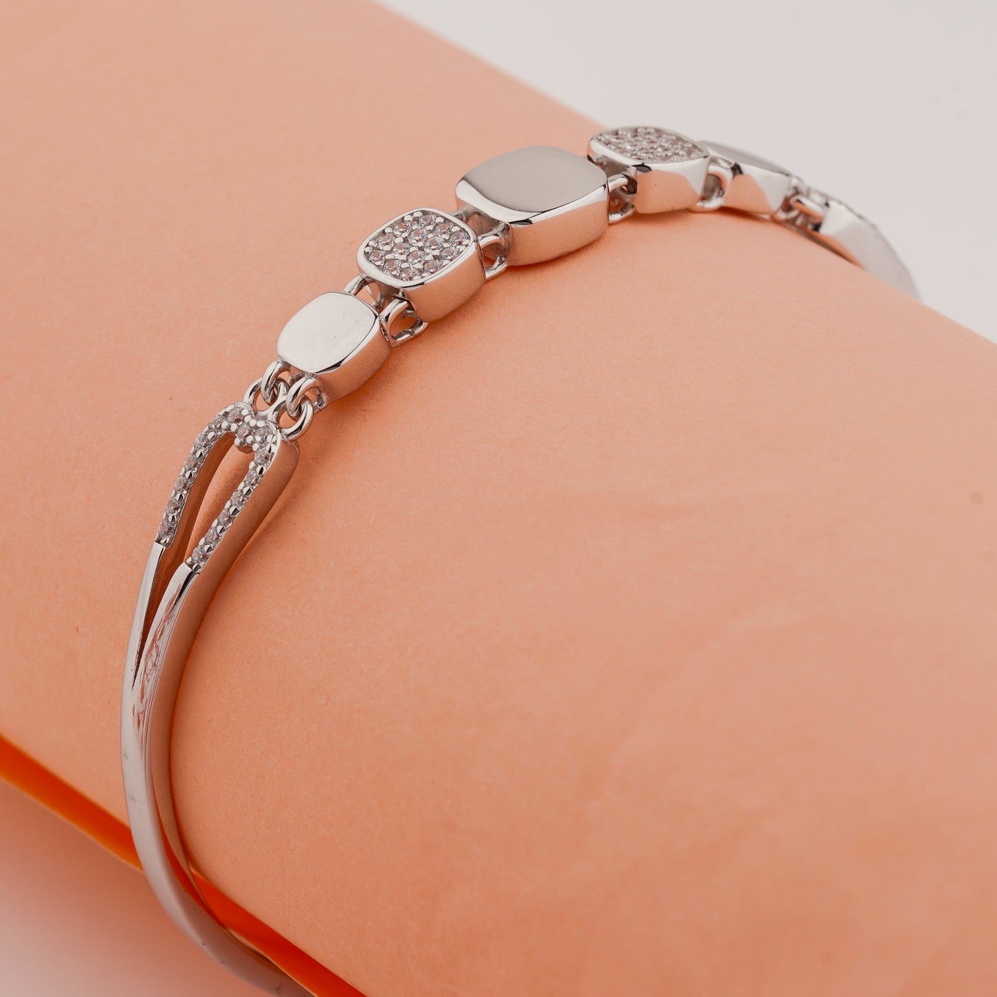 925 Sterling Silver Adjustable Ladies Kada Bracelet