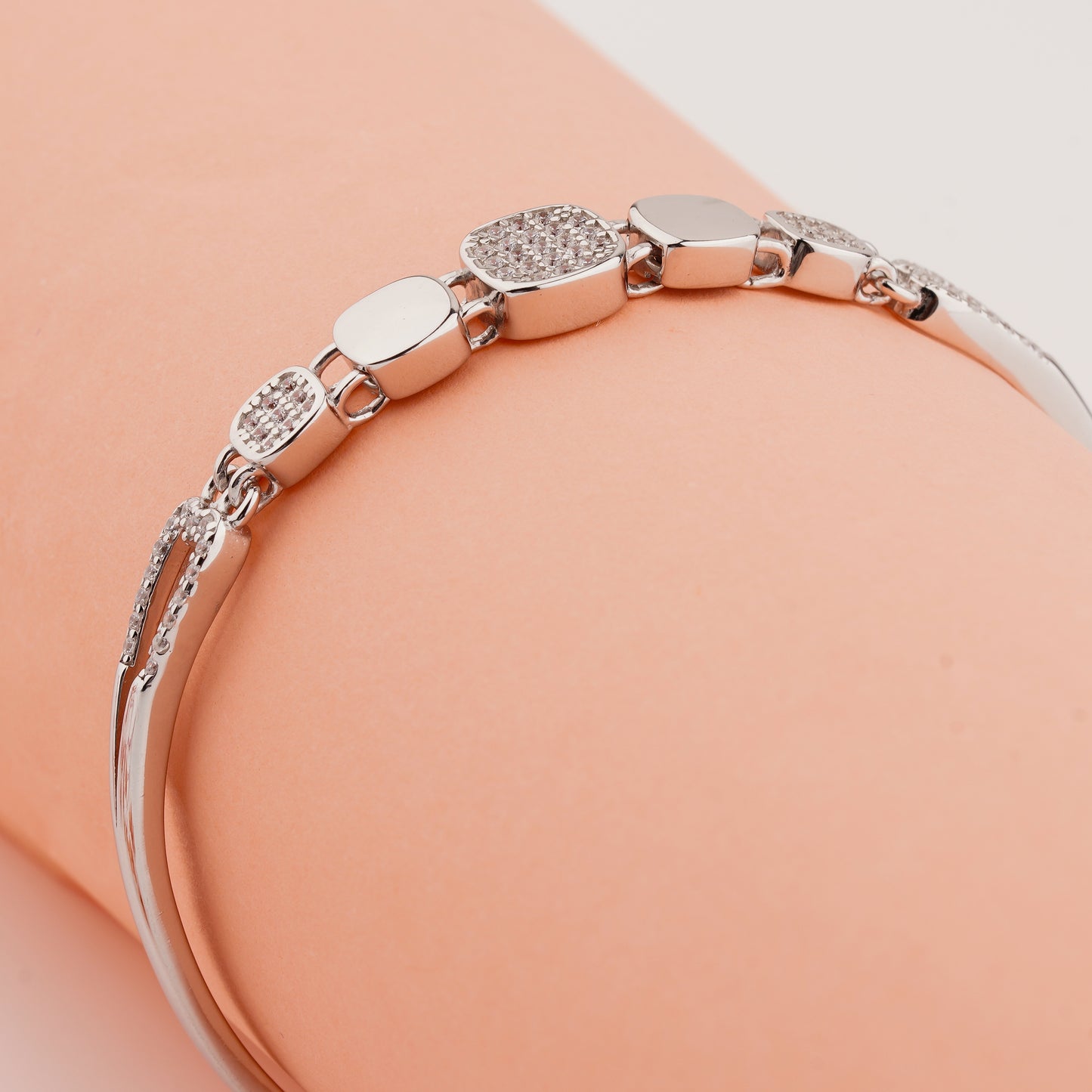 925 Sterling Silver Adjustable Ladies Kada Bracelet