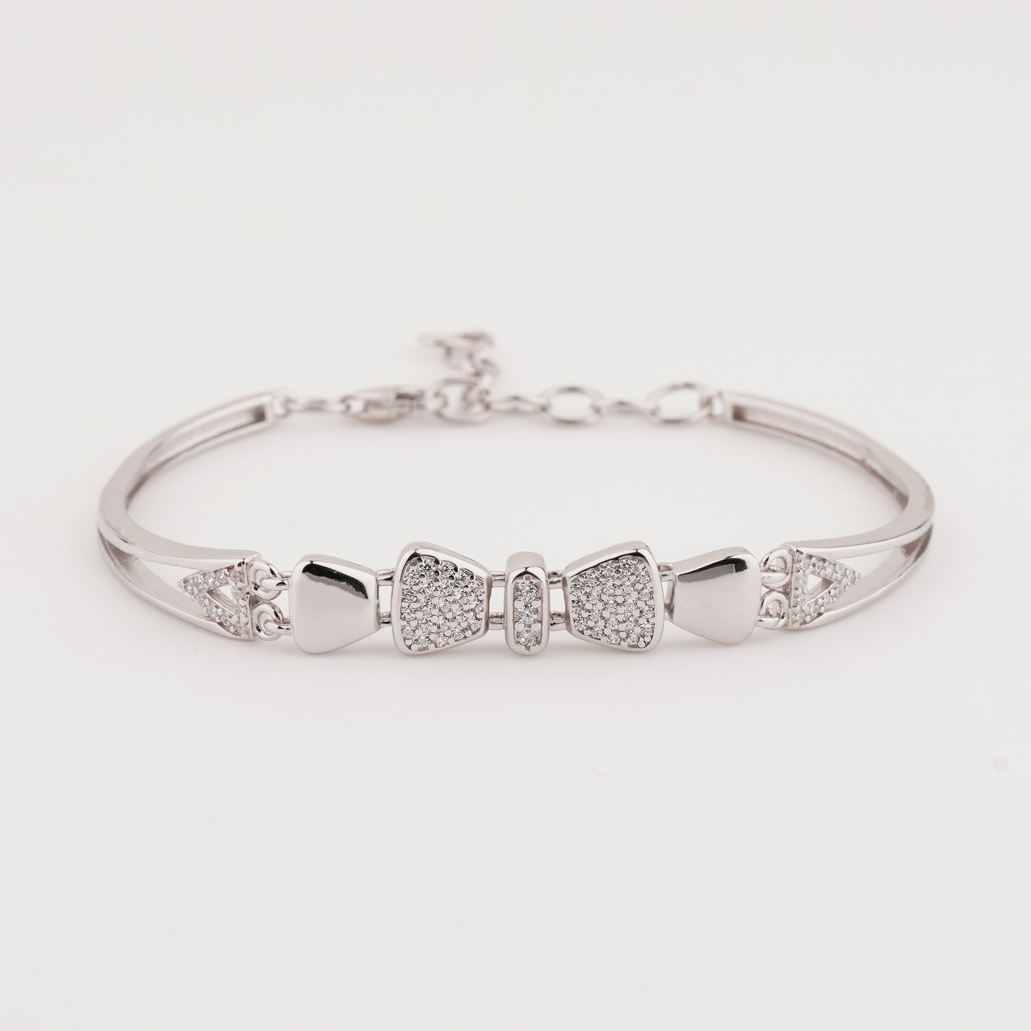 925 Sterling Silver Anti Tarnish Adjustable Ladies Kada Bracelet