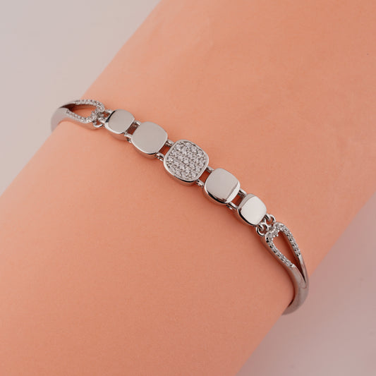 925 Starling Silver Cushion Shape Adjustable Ladies Kada Bracelet