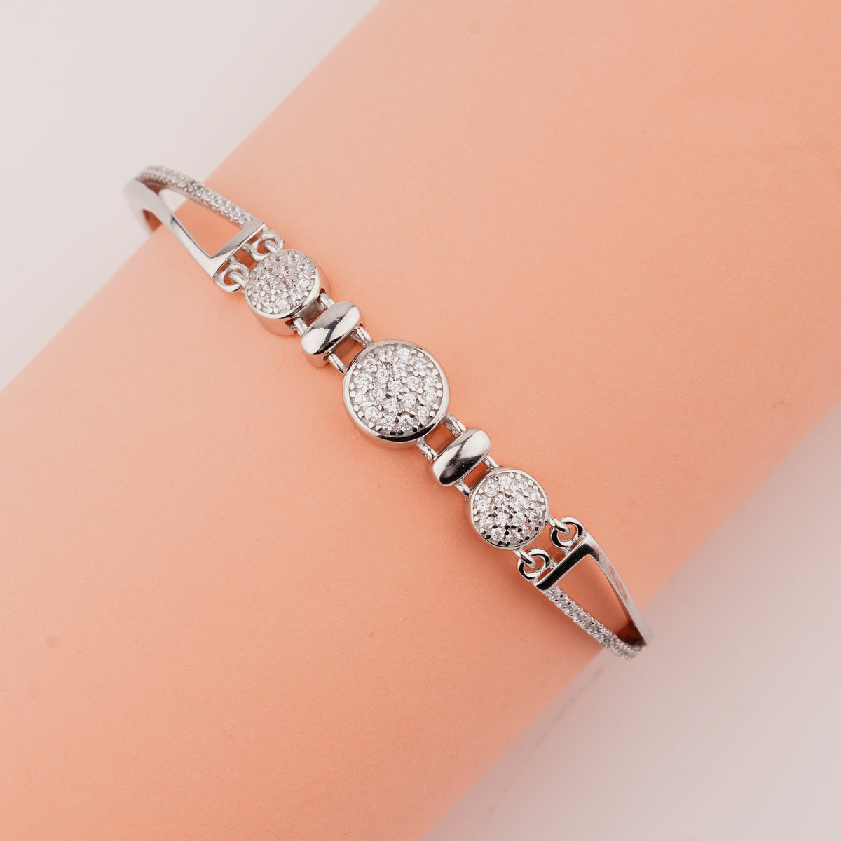 925 Sterling Silver Round Adjustable Ladies Kada Bracelet