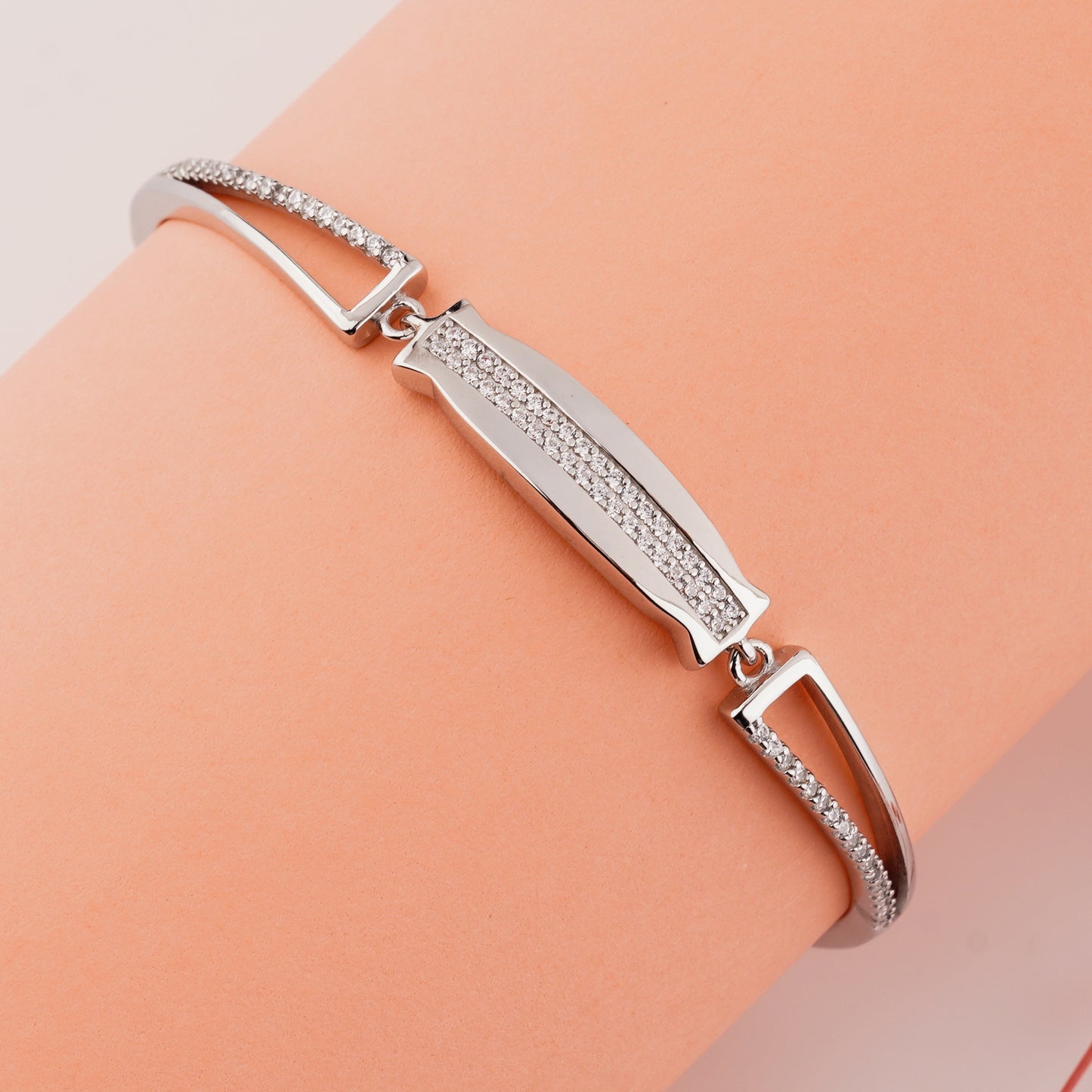 925 Sterling Silver Stylish Adjustable Ladies Kada Bracelet