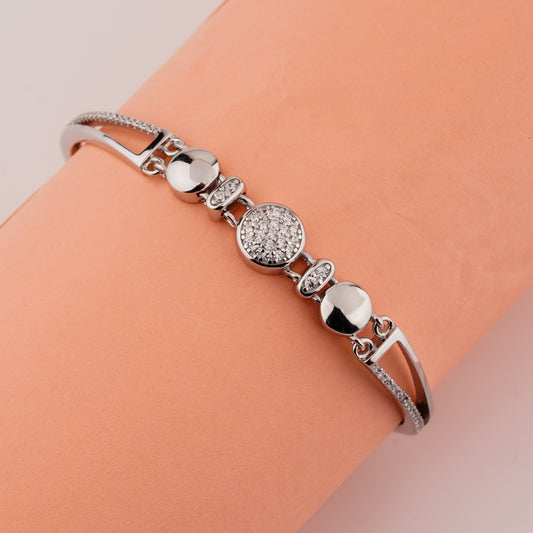 925 Starling Silver Round Shape Adjustable Ladies Kada Bracelet