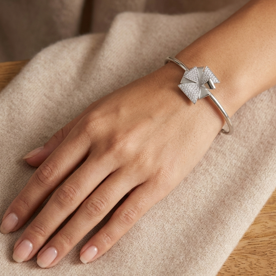 Geometric Elegance Sterling Silver 925 Cuff Bracelet