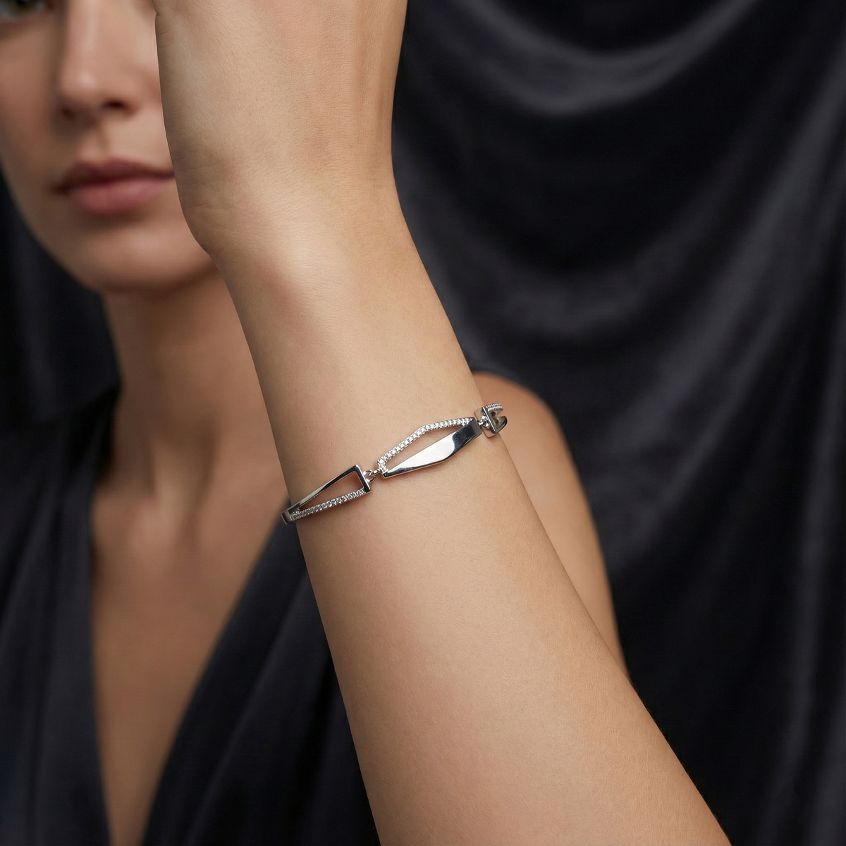 925 Sterling Silver V-Shape CZ Bar Bracelet | Modern Minimalist Elegance | BJBR-057
